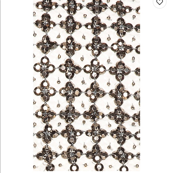 A beautiful sequin crop top - Picture 3 of 6